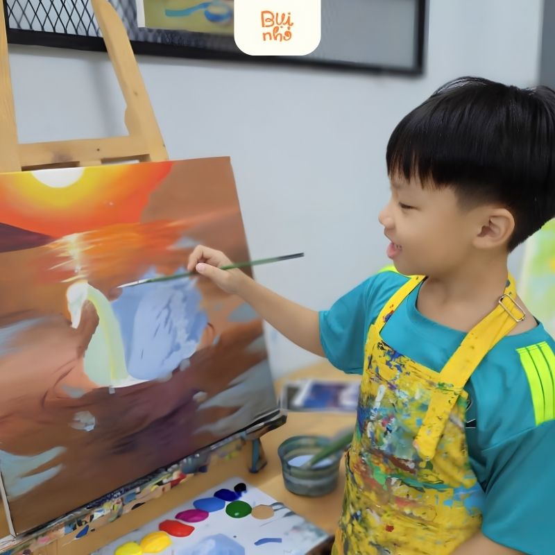 Hình ảnh học viên lớp Acrylic tại Bụi Nhỏ