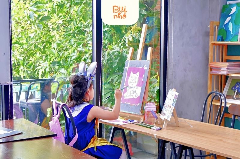 Không gian lớp học dạy vẽ cho bé quận 6