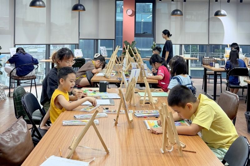 Trung tâm dạy vẽ cho bé - Bụi Nhỏ cơ sở Hà Nội